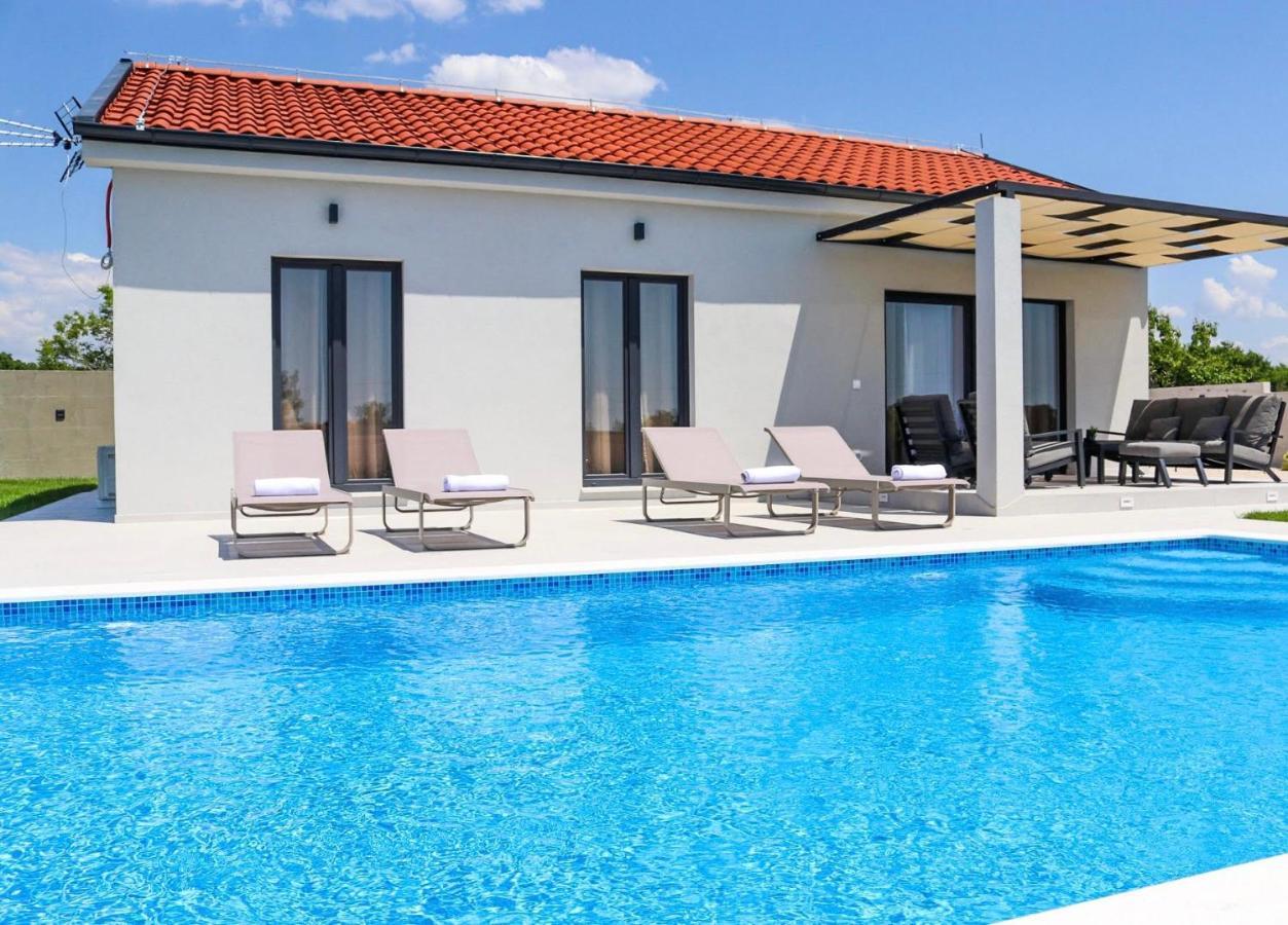 Villa Gemini Zadar Exterior photo